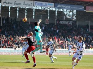 Gaziantepspor Evinde Farklı Kaybetti