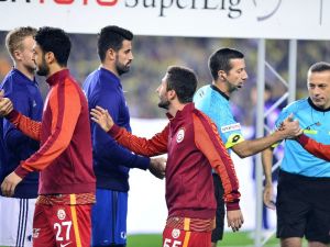 Volkan İle Sabri Tokalaşmadı