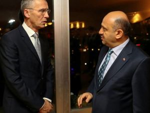 Milli Savunma Bakanından ’İltica’ Uyarısı