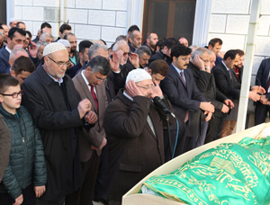 Sinan Okur Rize’yi, MEB Müşaviri Baba Okur Cenazede Herkesi Ağlattı