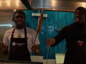 Sow Ve Demba Ba Kebapçı Oldu