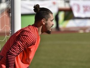 Gümüşhanespor’un Kalecisi Hasan Hüseyin Akınay Başarısı İle Dikkat Çekiyor