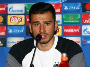 "Biri Beşiktaş Diğeri Real Madrid"