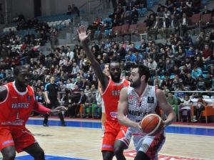 Muratbey Uşak, İtalyan Rakibini Devirdi
