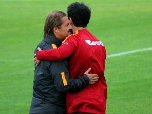 Selçuk İnan İle Ayhan Akman Arasındaki Buzlar Eridi