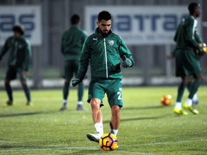 Bursaspor, Galatasaray’a Bileniyor