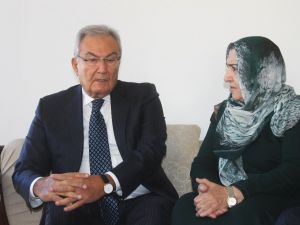 Baykal’dan Ahmet Türk’ün Eşine Ziyaret