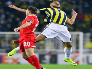 İlk Yarı Sessiz Bitti