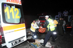 Trabzon'da feci kaza 2 Ölü, 3 yaralı