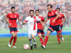 İzmir Ekibi 3 Puanı Tek Golle Aldı