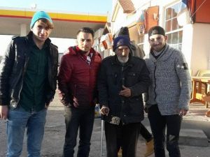 Gümüşhanespor İçin 76 Yaşında Bin 300 Km Yol Yaptı