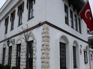 Türkiye’nin Prizren Başkonsolosluğuna Çirkin Saldırı