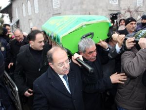 Bakan Akdağ’ın Dayısı Son Yolculuğuna Uğurlandı