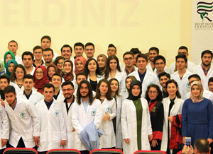 RTEÜ'lü Geleceğin Doktorları Beyaz Önlüklerini Giydi