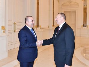 Bakan Çavuşoğlu Aliyev’le Görüştü