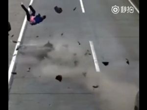 Motosiklet Otomobille Böyle Çarpıştı: 1 Ölü, 1 Yaralı