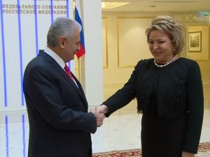 Rusya Federasyonu Konseyi Başkanı İle Görüştü