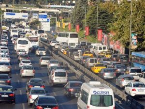 Trafiğe Kayıtlı Araç Sayısı 20 Milyon 887 Bin Oldu