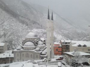 Kürtün’de Okullara Kar Tatili