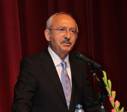 Kılıçdaroğlu Rize'de Erdoğan'a Yüklendi