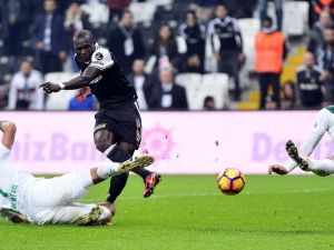İlk Yarıda Gol Yok