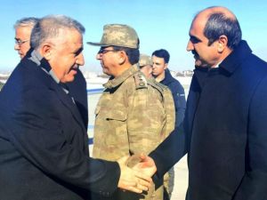 Bakan Arslan Van’da