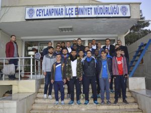 Futbolculardan Polislere Taziye Ziyareti