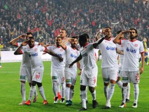 Antalyaspor Yenilgiyi Unuttu