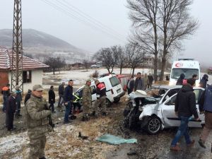Tokat’ta Feci Kaza: 2 Ölü, 3 Yaralı