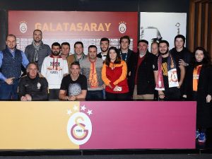 Riekerink Ve Muslera Taraftarlarla Buluştu