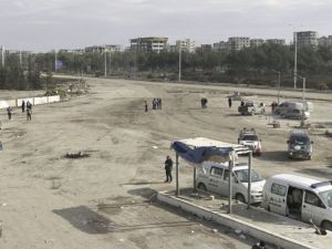Halep’ten Sivilleri Almaya Giden Otobüslere Saldırı