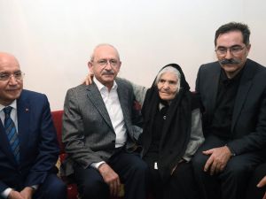 Kılıçdaroğlu Yarbay Ali Tatar’ın Annesini Ziyaret Etti