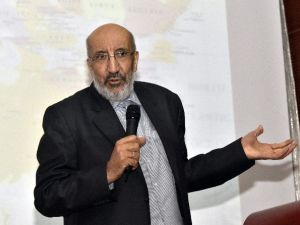 Gümüşhane’de “Avrupa Birliği&şangay Beşlisine Alternatif İslam Birliği, Türkiye’nin Rolü” Konferansı