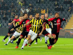 İlk Yarı Fenerbahçe’nin