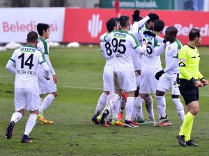 Akhisar Deplasmanda Kazandı
