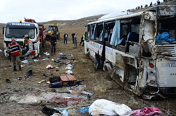 Erzurum'da yolcu otobüsü şarampole yuvarlandı: 7 ölü, 24 yaralı