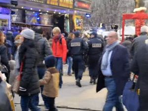 Berlin’deki Saldırı Fransa’da Güvenliği Arttırdı