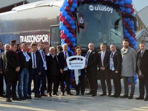 Trabzonspor, Fenerbahçe Maçı Öncesi Yeni Otobüsüne Kavuştu