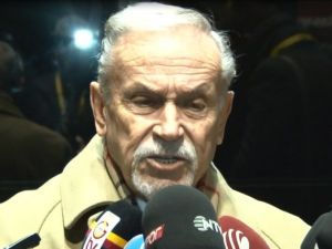 Özyalçın: Takımımız Taraftarlara Yılbaşı Hediyesi Verdi