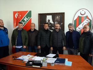 Karşıyaka’da İstifa Depremi