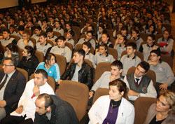 Rizeliler Diyabete Karşı Bilgilendiriliyor