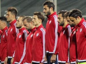 5 Futbolcuyla Yollar Ayrıldı