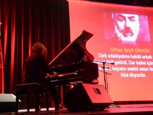 Ünlü Piyanistten Unutulmaz Mehmet Akif Konseri
