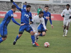 Kasımpaşa Deplasmandan Eli Dolu Döndü