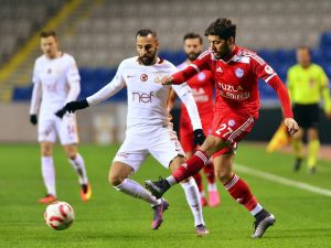 İlk 15 Dakika Golsüz Bitti