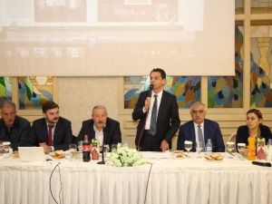 Maçka Belediye Başkanı Koçhan Muhtarlarla Bir Araya Geldi