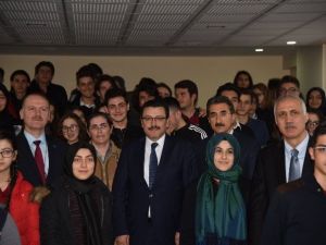 Başkan Genç, Sosyal Bilimler Lisesi Öğrencileri İle 15 Temmuz’u Konuştu