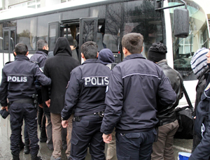 Rize'nin de Yer Aldığı Operasyonda 14 Kişi FETÖ'den Tutuklandı