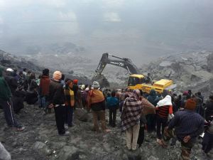 Kömür Madeninde Göçük: 5 Ölü, 40 Kişi Mahsur