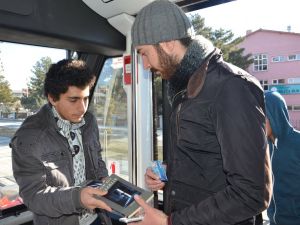 Okumaya Teşvik İçin Kitap Hediye Ettiler